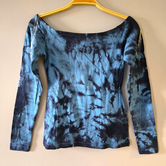 Ocean Whisper Blue & Black Tie Dye Off-Shoulder Top (Small) NWOT - Picture 1 of 4